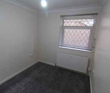 3 bedroom House To Let - Photo 6