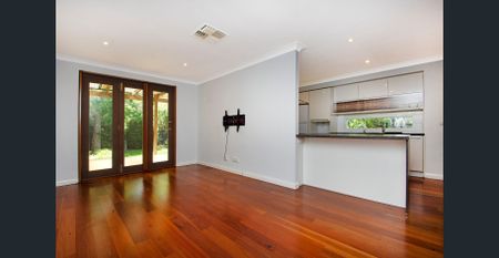 Charming Guildford Home - Photo 4