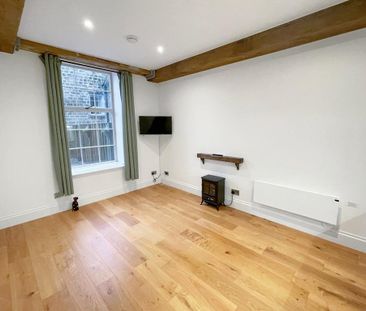 2 bedroom house to rent - Photo 1