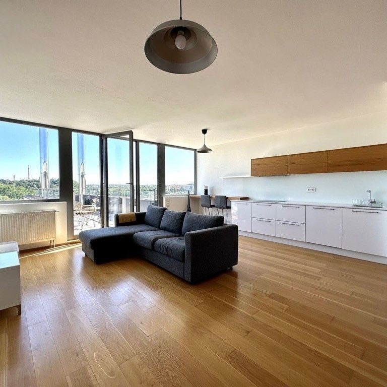 Pronájem bytu 4+kk • 88 m² bez realitkyMezitraťová, Praha - Hrdlořezy - Photo 1
