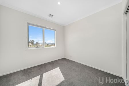 Dual Occupancy 4 Bedroom House - Photo 4