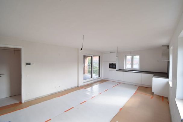 Appartement te huur - Photo 1