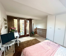 Superb furnished three bedroom mid terraced house with accommodatio... - Photo 6