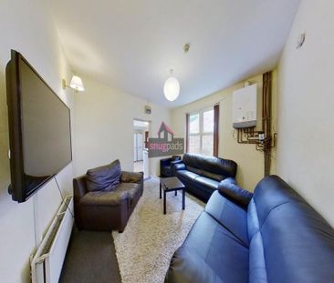 9 bedroom house to rent - Photo 3