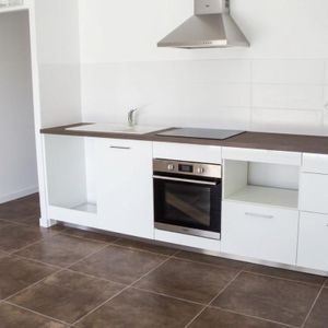 Location Maison 3 pièces 84m² MONT DE MARSAN 40000 - Photo 2