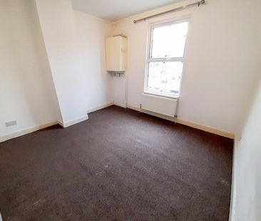 2 bedroom House To Let - Photo 6