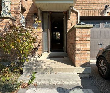 For Lease - 15 Latitude Lane, Whitchurch-Stouffville, Ontario - Photo 6