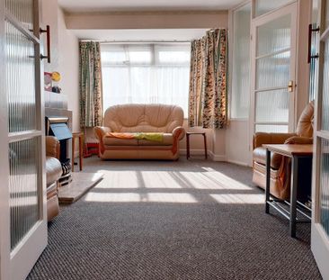 3 bedroom terraced house to rent - Photo 1