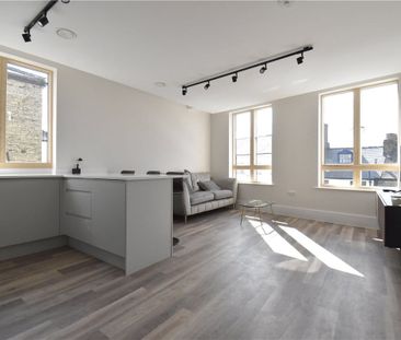 Superbly presented 1 bedroom apartment to rent in this highly sough... - Photo 5