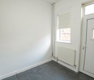 2 bed House - Terraced for Rent - Photo 3