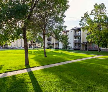 Southwood Greene Apartments - Photo 2