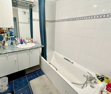 Location Appartement 3 pièces 65m² RODEZ 12000 - Photo 4