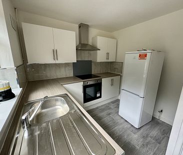 A shared home with good access to local amenities, public transport... - Photo 5