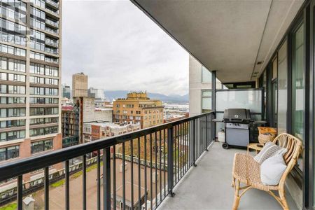 1005 66 W CORDOVA STREET, Vancouver, British Columbia - Photo 2