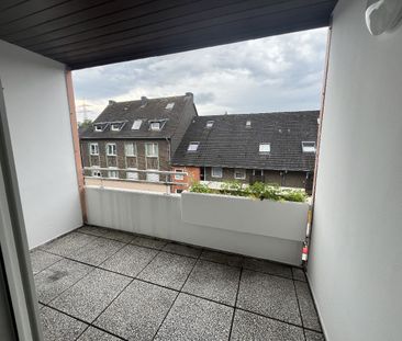 Helle Dachgeschosswohnung mit Balkon, ca. 62,41 m² in Dortmund-Marten zu vermieten! - Foto 5