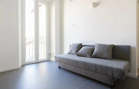 Via Cristoforo Gluck, Milan, Lombardy 20125 - Photo 4