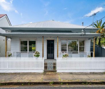 5A York Street, Mayfield NSW 2304 - House For Rent | Domain - Photo 6