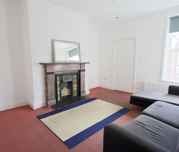 3 bedroom Flat to rent in Delaval Terrace, Gosforth Newcastle upon ... - Photo 1