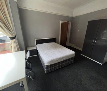 5 bedroom house share to rent - Photo 4