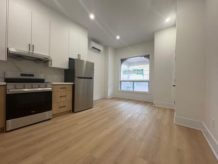 For Lease - 70 Lansdowne Avenue Unit# 2, Toronto, Ontario - Photo 2