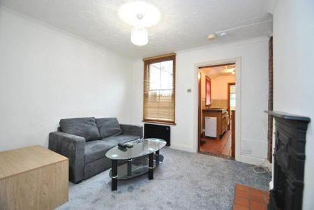 1 bedroom maisonette to rent - Photo 2