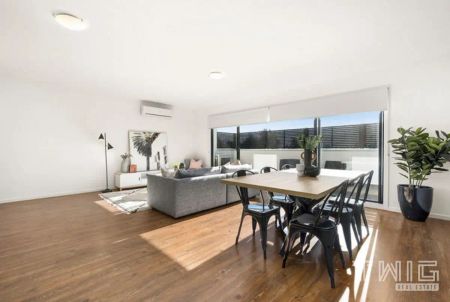 “Light, Bright & Centrally Located” - Photo 2