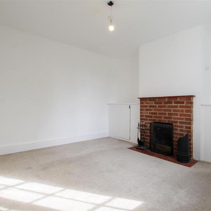 2 bedroom semi-detached house to rent - Photo 1