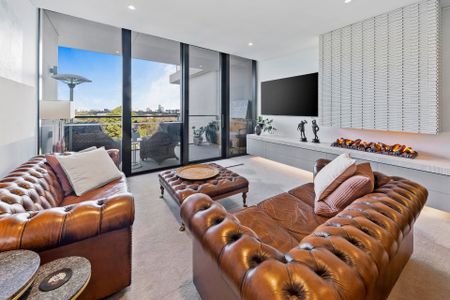 Luxury, Redefined. Lifestyle, Elevated. - Photo 3