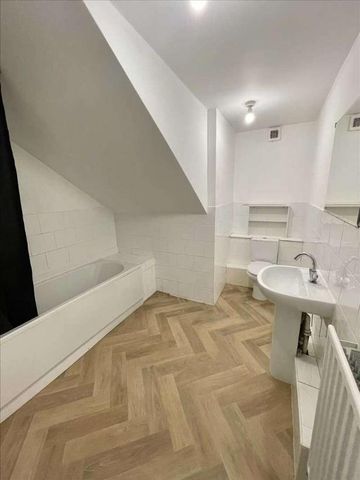 Beach Road, South Shields, NE33 - Photo 2