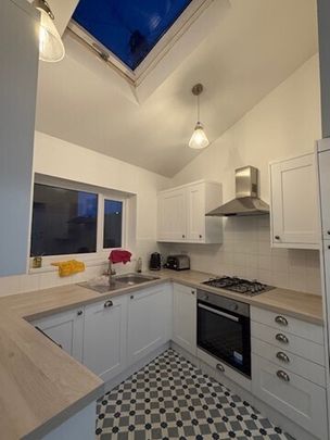 Cliff View, Frodsham - Photo 1