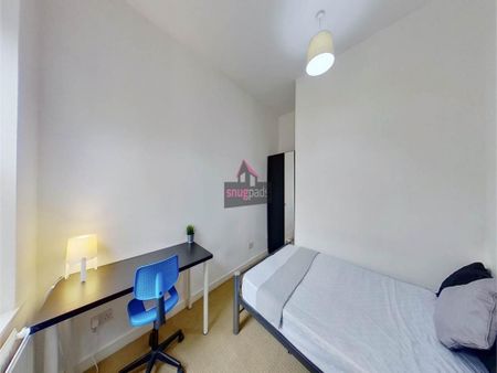 6 bedroom house to rent - Photo 2