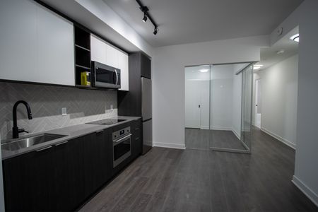For Lease - 36 Zorra Street Unit# 211, Toronto, Ontario - Photo 5