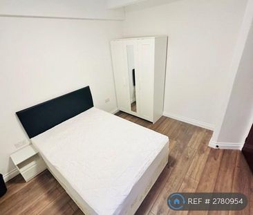 1 bedroom in a house share to rent - Photo 4