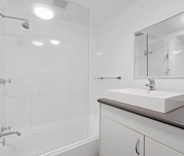 Stylish & Spacious Two-Bedroom Apartment in the Heart of Sydney CBD... - Photo 1