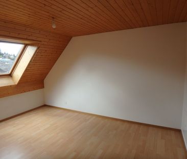 Gepflegt, mit offener Wohnküche - Foto 3
