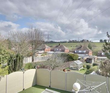 Holdenhurst Close, Waterlooville, PO8 - Photo 2