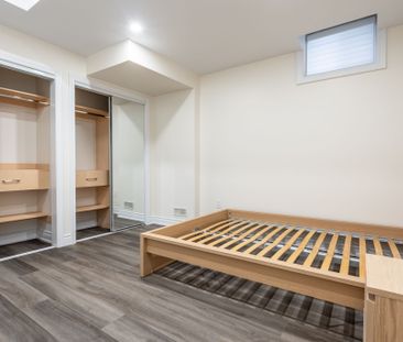 For Lease - 2339 Awenda Drive Unit# A, Oakville, Ontario - Photo 4