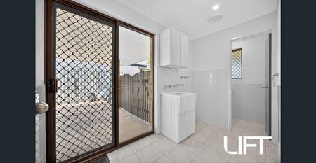 Waiting for you! - Photo 2