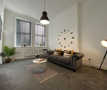 3 bedroom flat to rent - Photo 5