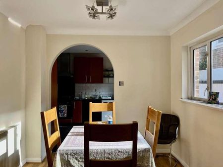 Goldstone Way, Hove, BN3 - Photo 4