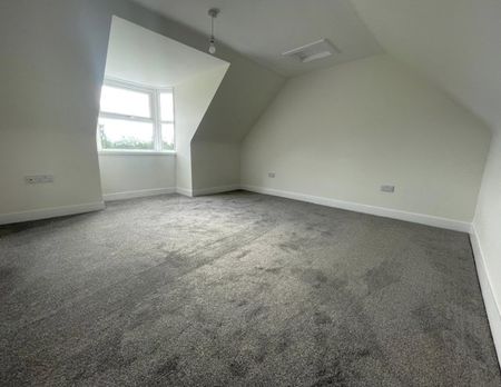 The Birks, AB32 6XL, Westhill - Photo 3