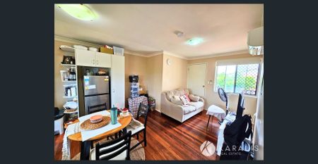 ONE-BED UNIT CONVENIENTLY PERCHED IN CARINA CENTRAL FOR LEASE - Photo 3