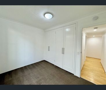 404/3 OAK AVENUE, Surfers Paradise, Qld 4217 - Photo 5