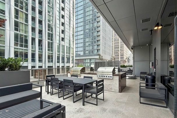 For Lease - 11 Yorkville Avenue Unit# 6002, Toronto, Ontario - Photo 1