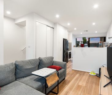 15/221 John Gorton Drive, Wright ACT 2611 - Townhouse For Rent | Do... - Photo 3