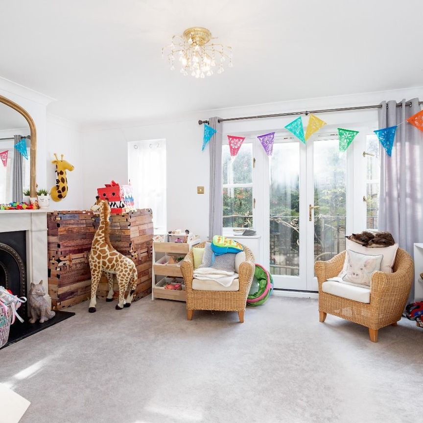 Fleet Road, South End Green, London - Photo 1