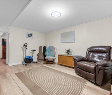 For Lease - 77 Lawfield Drive, Hamilton, Ontario - Photo 6