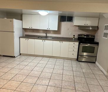 For Lease - 1088 Windbrook Grove Unit# Bsmt, Mississauga, Ontario - Photo 3