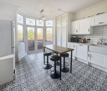 2 bedroom flat to rent - Photo 6