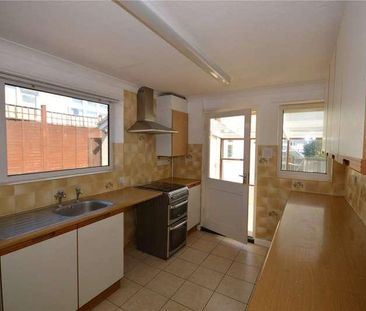 Townsend Avenue, Seaton, EX12 - Photo 3